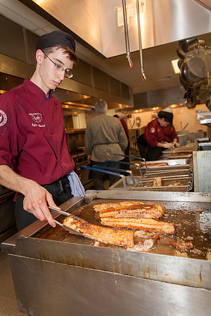 Farm 2 Table