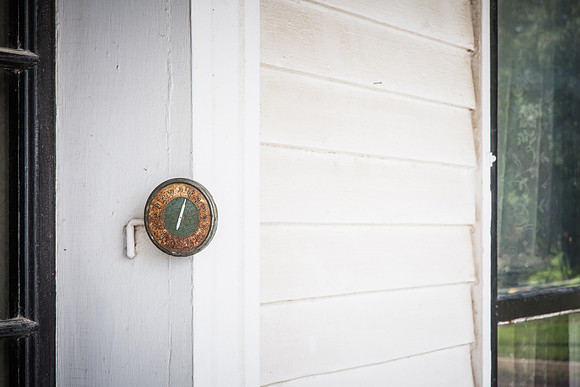 ATchison Ks - Thermometer Amelia Earhart Home