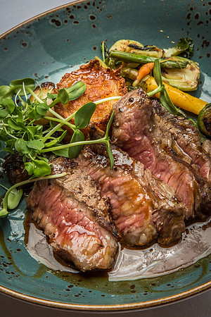 Broadmoor Bistro 10-07-2015