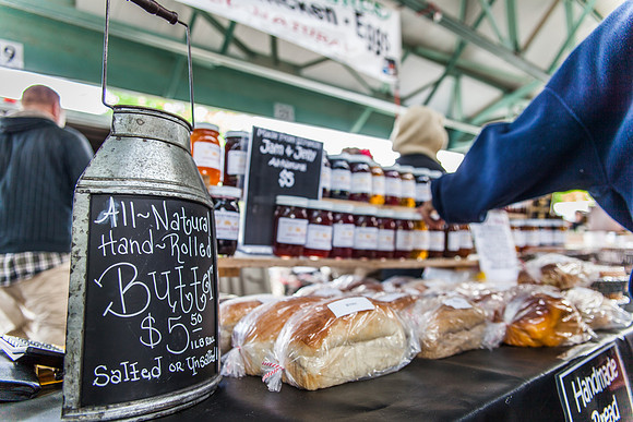 20140517 farmers mkt-12