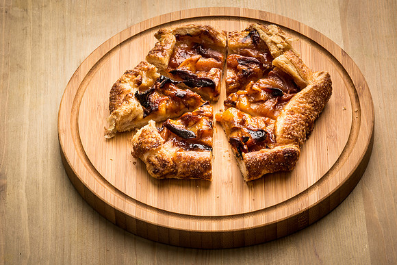 2016 07 07 Ibis Bakery Peach Gallette