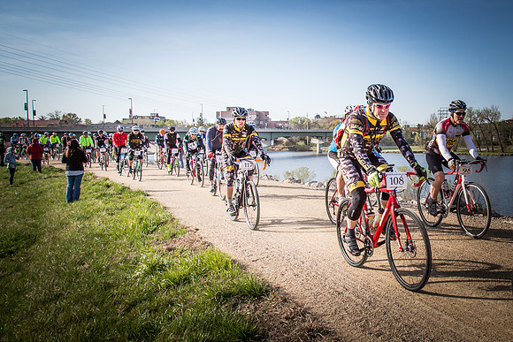 2016 - Gravelleurs Raid and Gravel Grinder