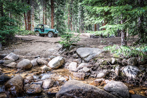 Greeny Jeep Chalk Creek July 2016