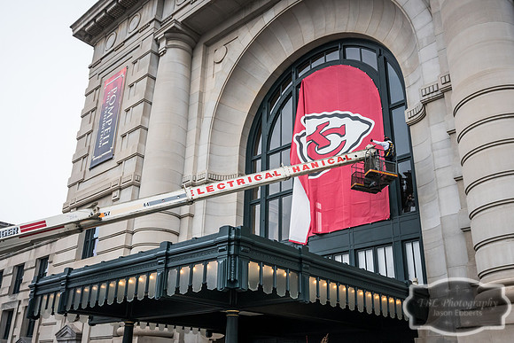 Taking Down the Banners - 01-18-2017