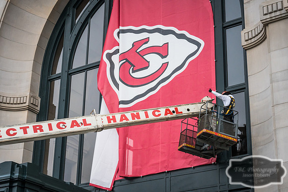 Taking Down the Banners - 01-18-2017