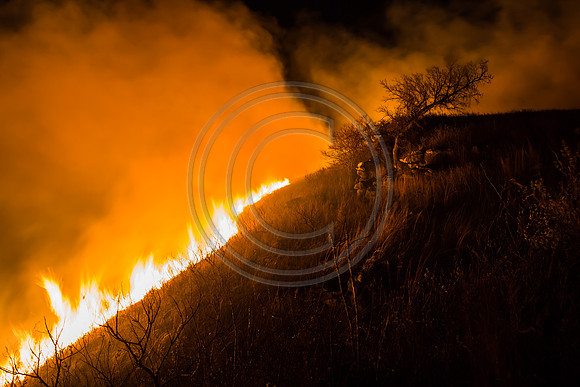 20170408 flames in the flinthills-443
