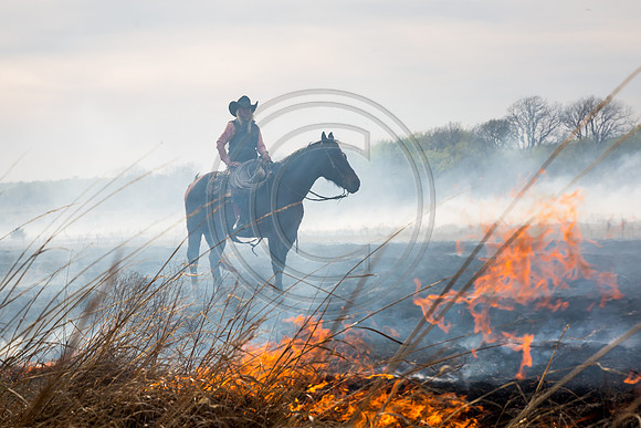 20170408 flames in the flinthills-463-2