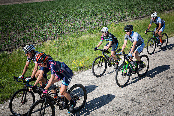 Amanda Nauman group pre ride (3 of 4)