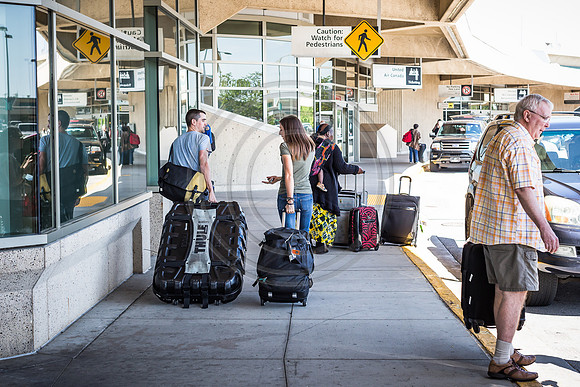 06-02-2017 Kansas City Airport and Janel Holcomb (6 of 19)