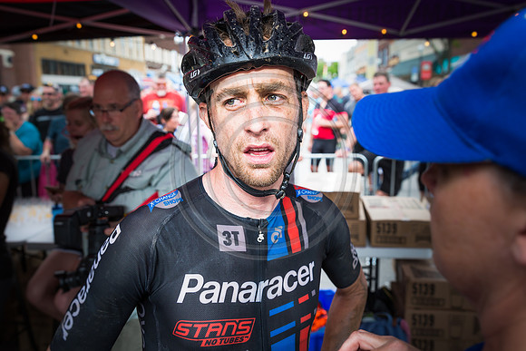 2017 finish line (12 of 112)