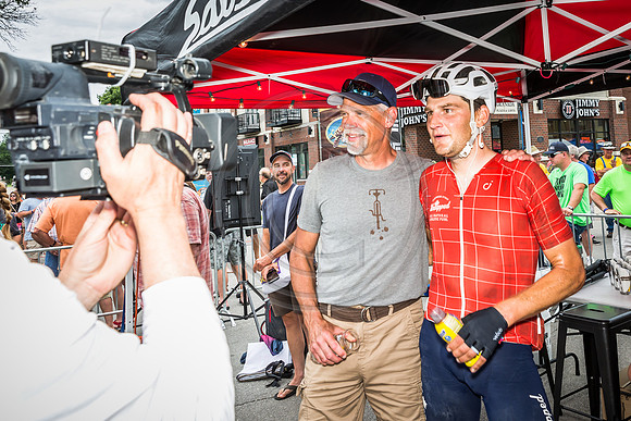 2017 finish line (33 of 112)
