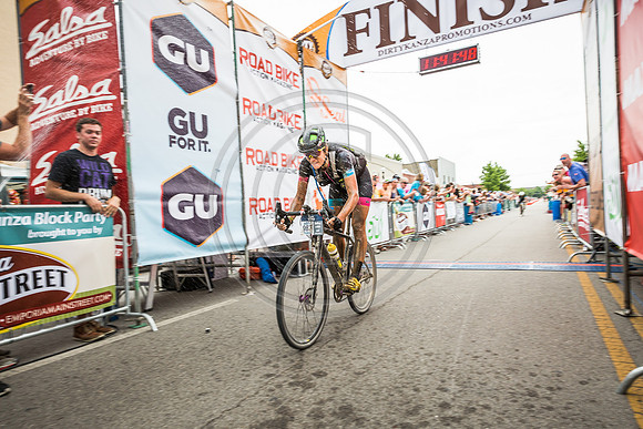 2017 finish line (39 of 112)
