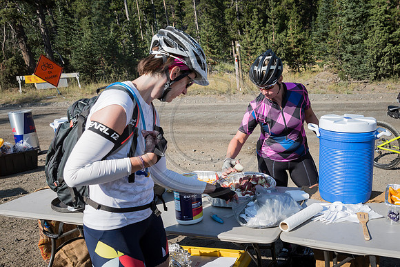Final Aid Station (11 of 134)