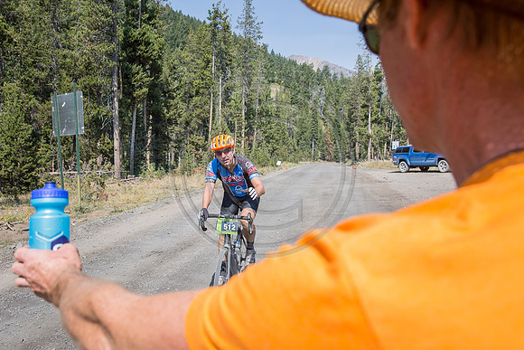Final Aid Station (125 of 134)