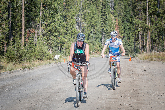 Final Aid Station (119 of 134)