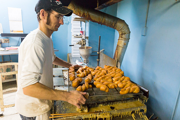 John's Space-age Donuts-34