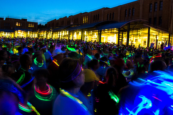 "glow run 5k", "glow run", "glow run kansas city"